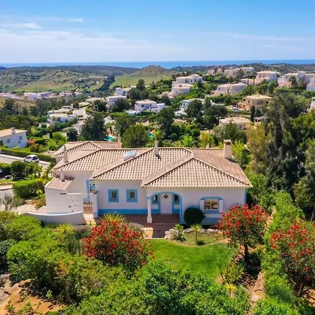 Parque Da Floresta 209 With Pool On Golf Villa *